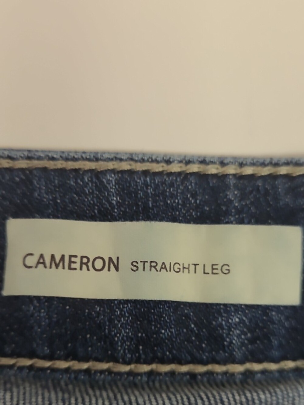 KUT from the Kloth Cameron Straight Jeans Size 4 Distressed Medium Wash Raw Hem - Picture 6 of 9